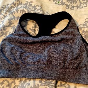 Sports bra